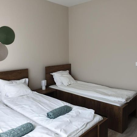 Chill House Apartman Eger Buitenkant foto