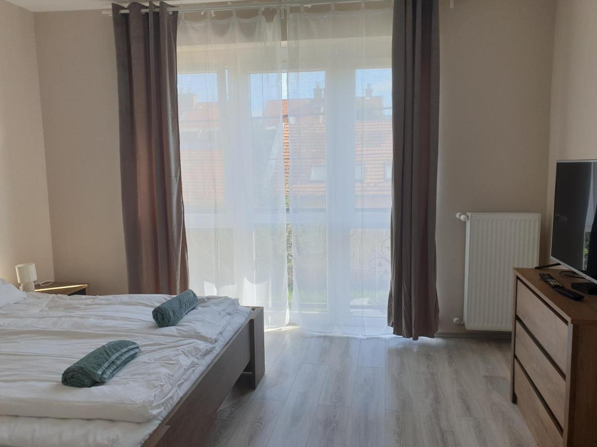 Chill House Apartman Eger Buitenkant foto