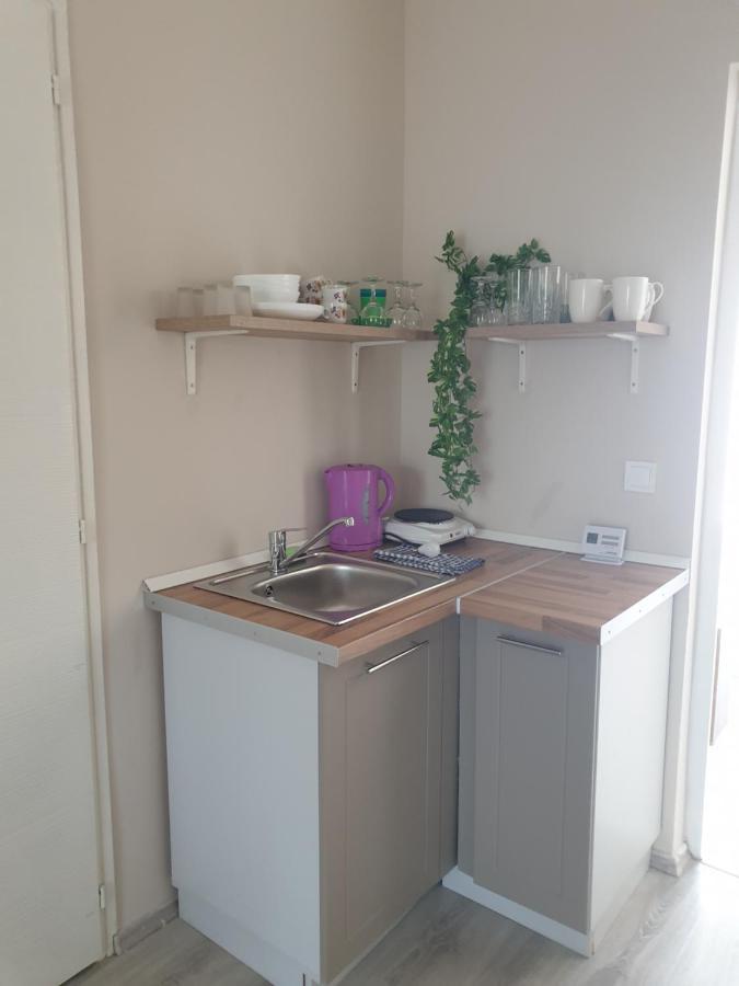 Chill House Apartman Eger Buitenkant foto